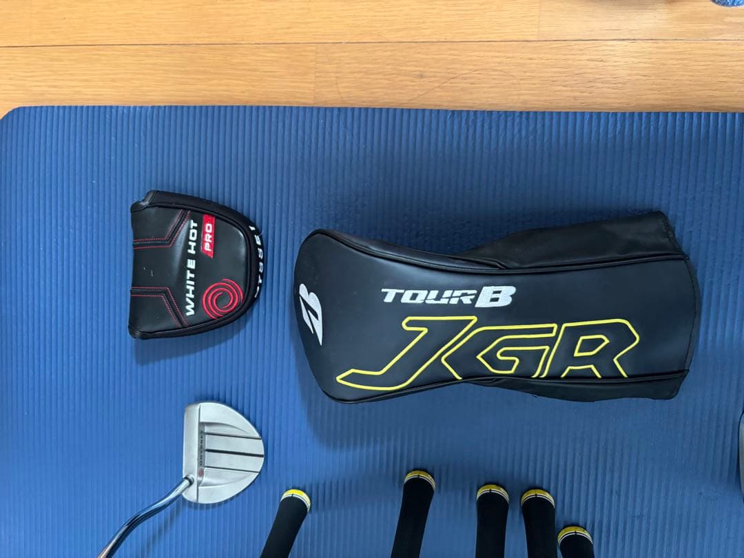 JGRドライバー、アイアン、オデッセイパター、キャロウェイゴルフバック一式