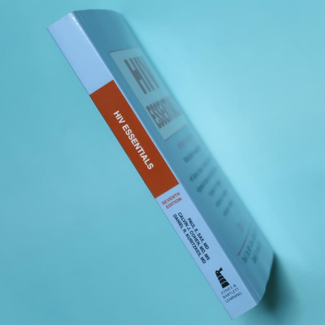 洋書　HIV Essentials 2014（HIV感染症、エイズ治療）