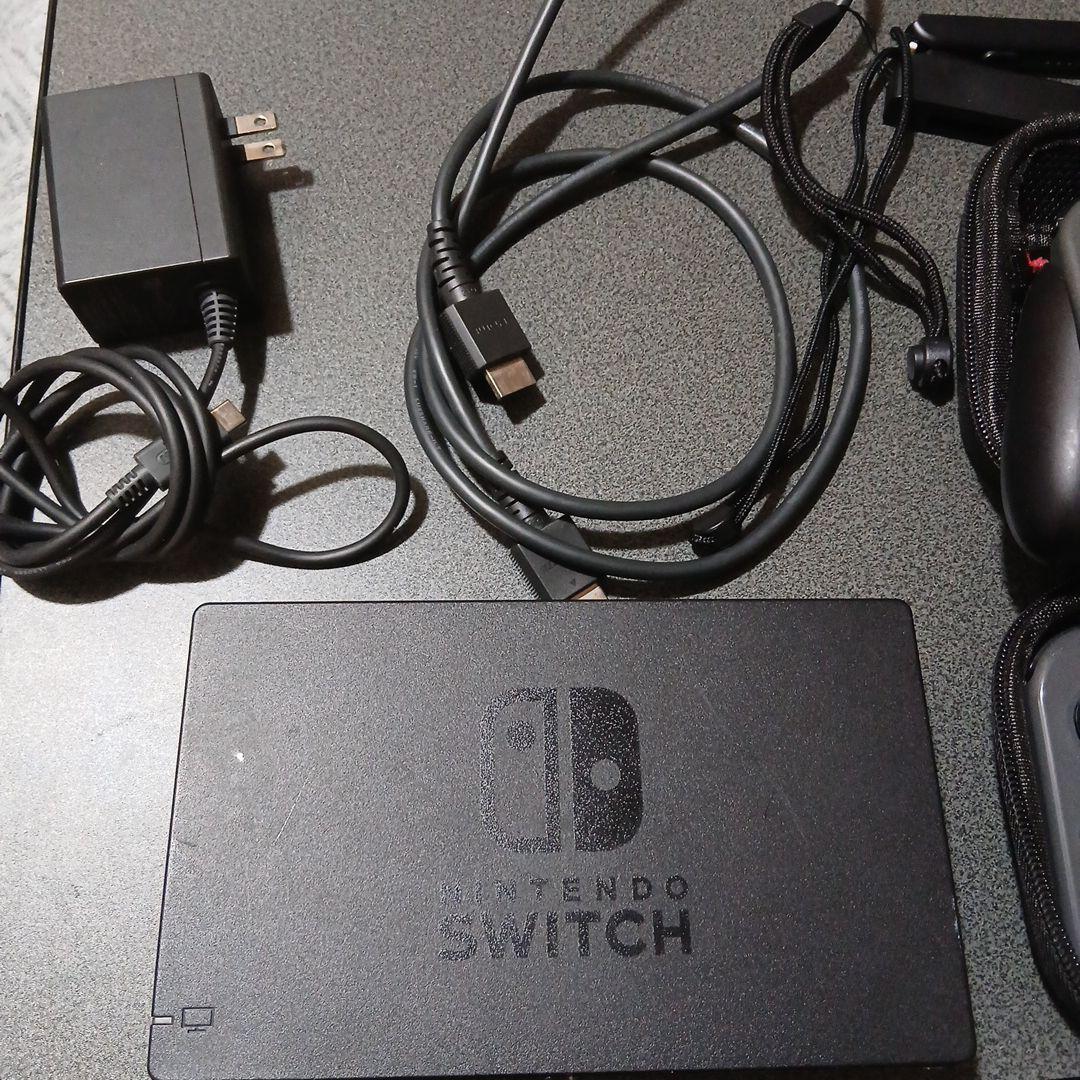 Nintendo Switch 本体、Joy-Con、ケース付き画面保護シール