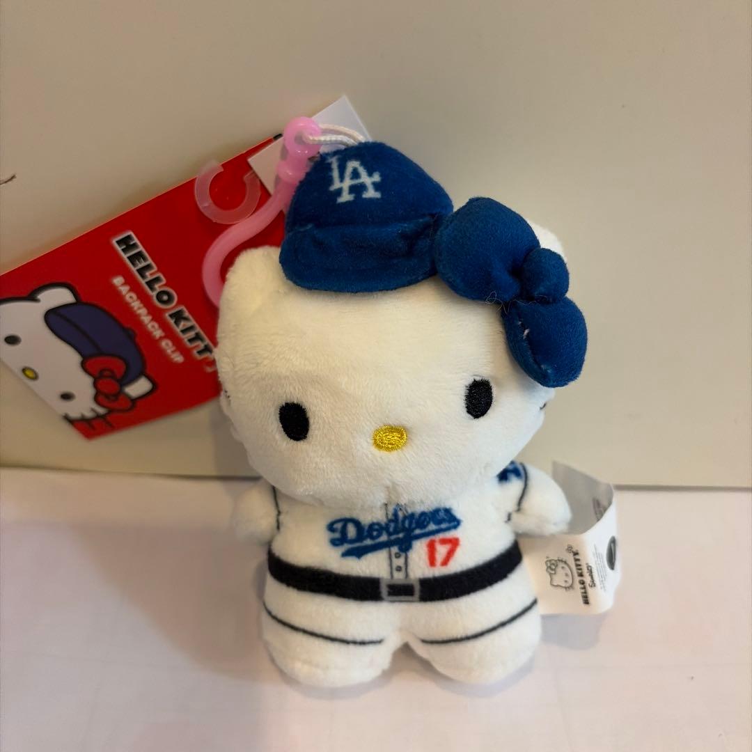 ハローキティ×ドジャース大谷翔平　マスコットキーホルダー MLB公式