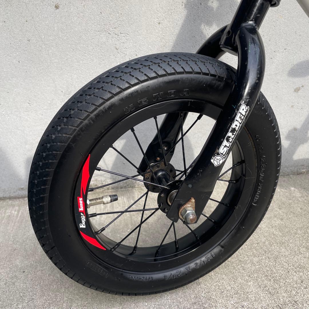 ストライダースポーツ　ムラサキスポーツ限定カラー　サドルタイヤカスタム済み