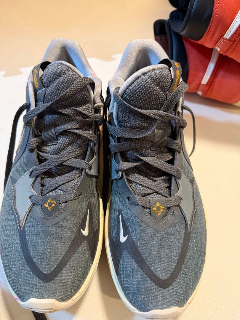 Nike Kyrie Low5 EP カイリー5 DJ6014-005 27.0