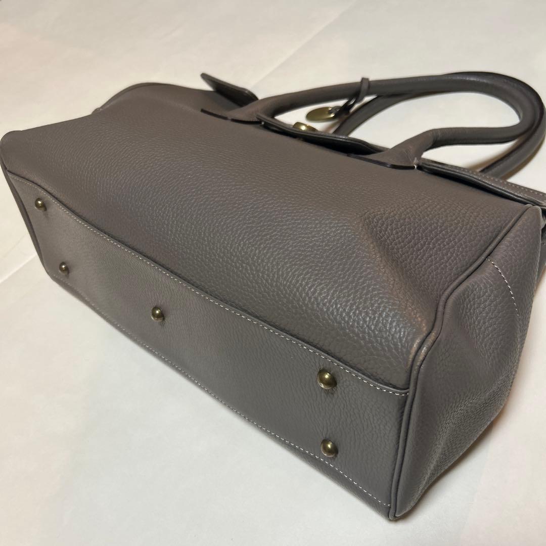 美品 トフアンドロードストーン ループボタン トートバッグ
