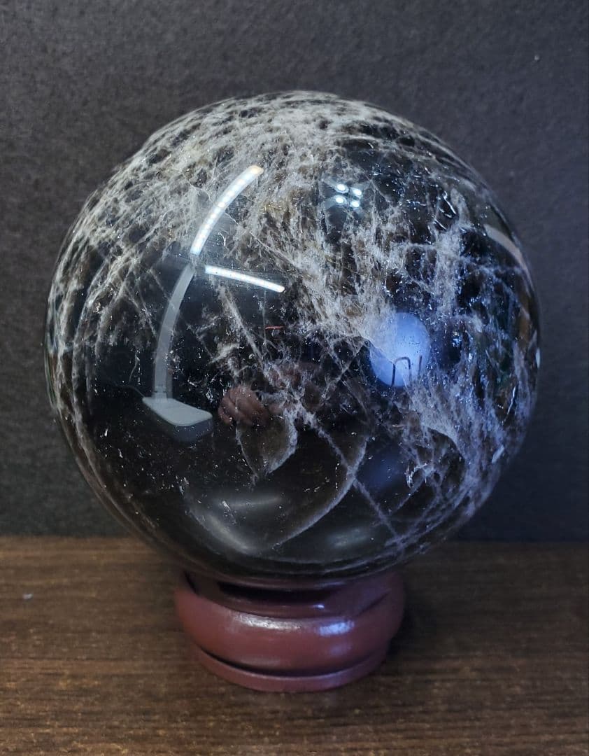 110mm1.7kg 天然!!　モリオン　黒水晶　非加工品 丸玉　置物
