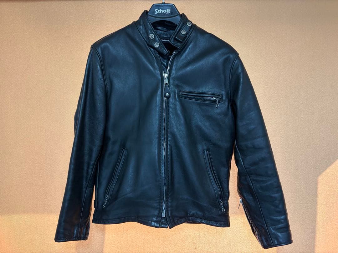 Schott ブラックレザーシングルライダース 38
