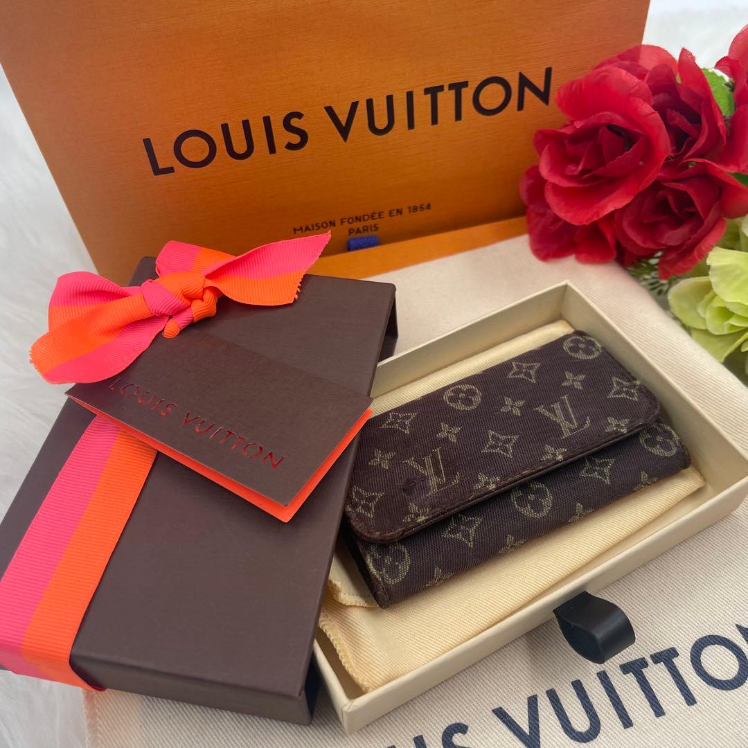 ＜良品＞ルイヴィトン 　モノグラム　キーケース　キーホルダー　4連 　812