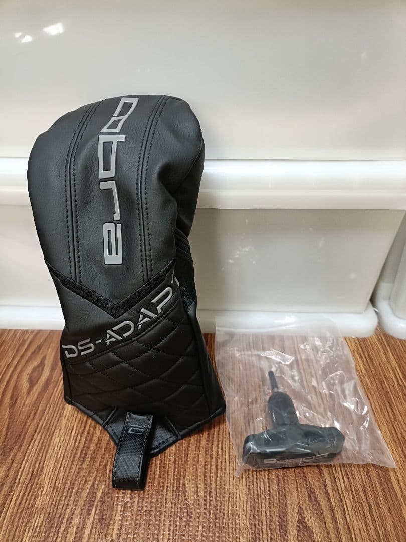 ほぼ未使用 コブラ DS ADAPT MAXK ドライバー tour ad gc