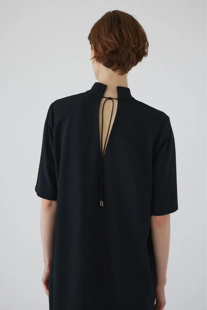 RIM.ARK リムアーク Back v neck OP