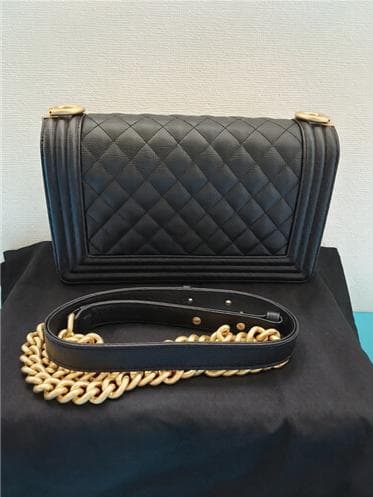 ブラック キルティング ショルダーバッグ ゴールド金具