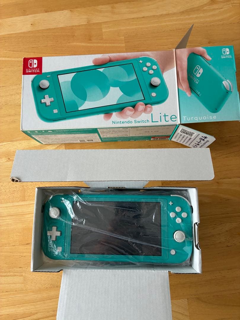 Nintendo Switch Lite ターコイズ　プレイ時間100時間