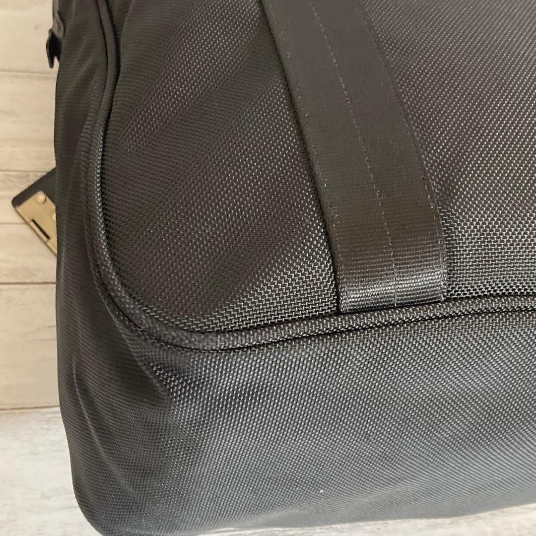 TUMI トゥミ　トートバッグ ショルダーバッグ　PCタブレットケース付き