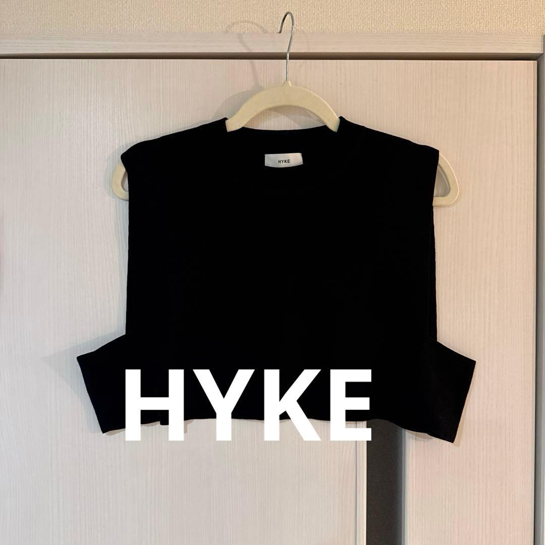 HYKE クロップドニットベスト ビスチェ 黒 ロゴ刺繍