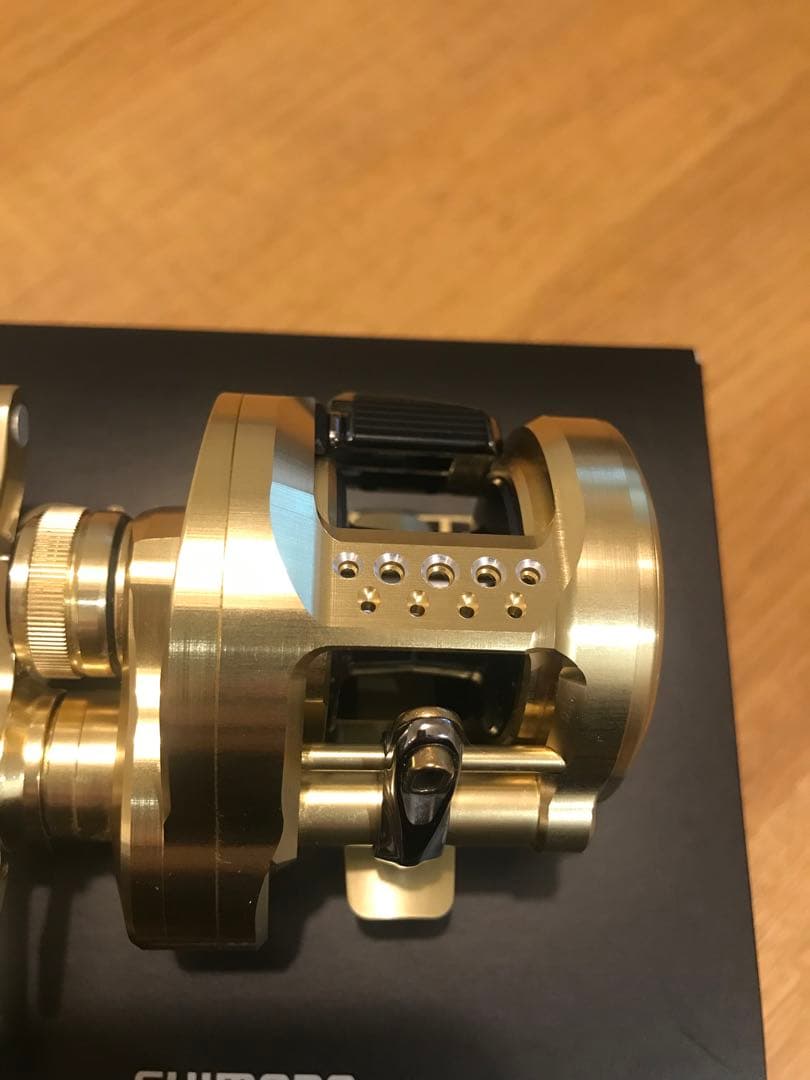 値下げ不可 未使用品 シマノ 21カルカッタコンクエスト100HG