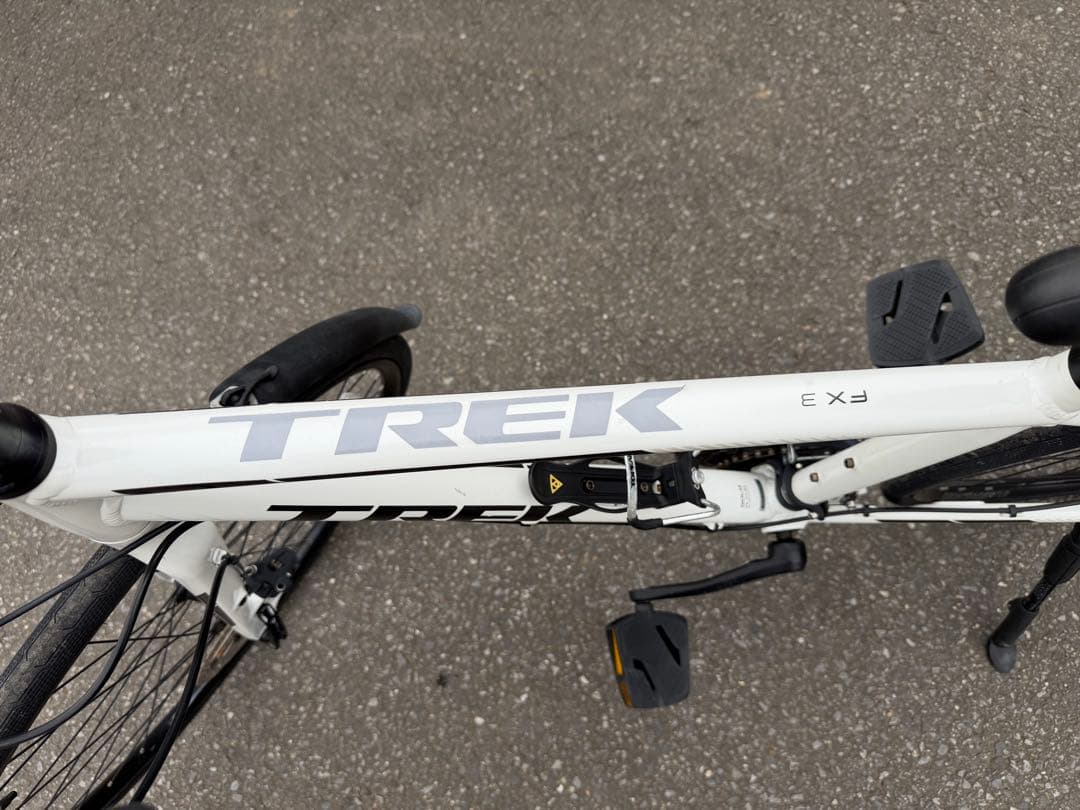 ミ*2様 TREK FX3 ホワイト