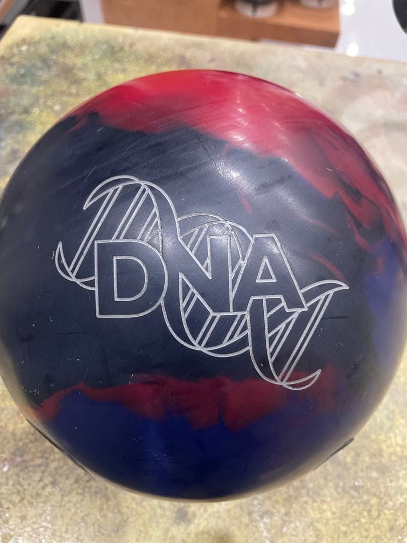 ボール DNA