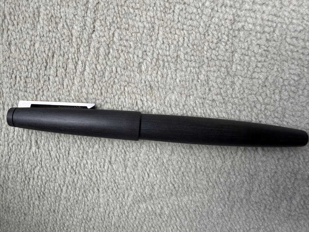 K*u様 【中古美品】LAMY（ラミー）2000 万年筆 EFニブ