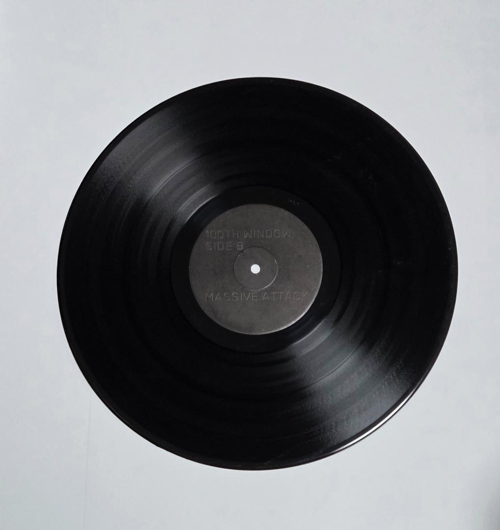 MASSIVE ATTACK 「100TH WINDOW」 レコード 3枚組