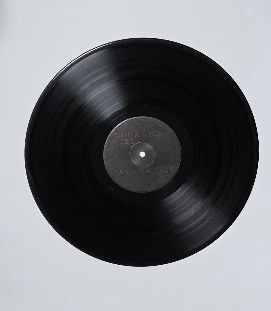 MASSIVE ATTACK 「100TH WINDOW」 レコード 3枚組