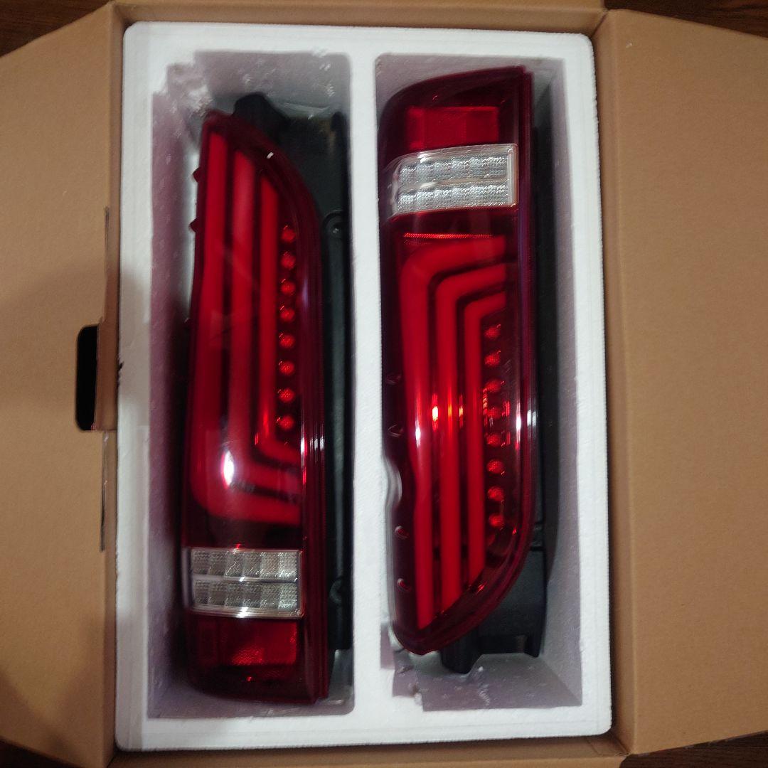 美品！ヴァレンティ レガンスコラボ LEDテールランプ Revo TYPE 3