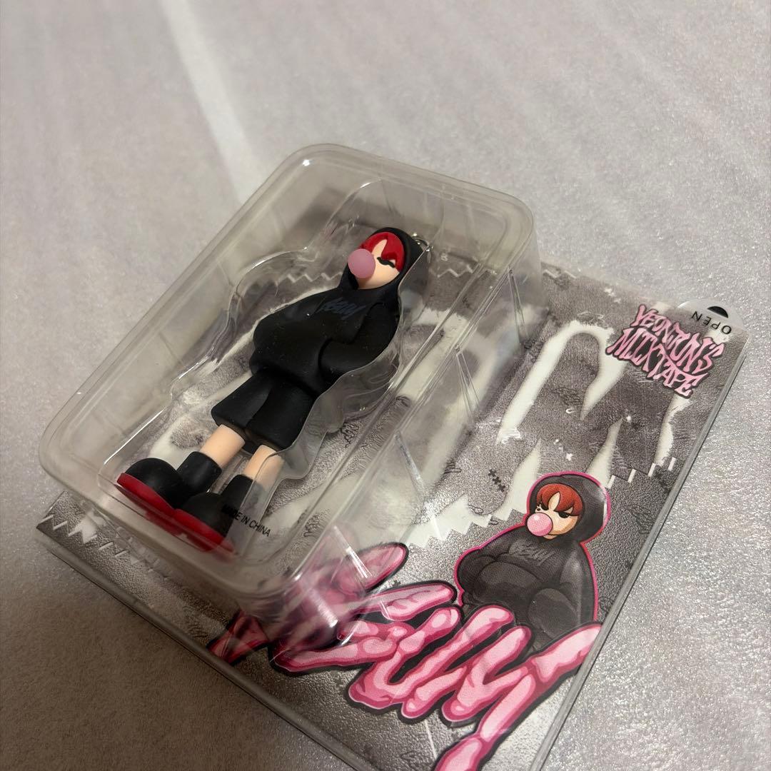 新品未開封　ヨンジュン　GUMM TXT フィギュア yeonjun