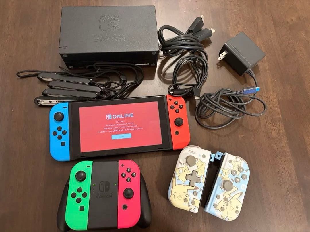 【美品】Nintendo Switch ニンテンドースイッチ本体、ジョイコン等