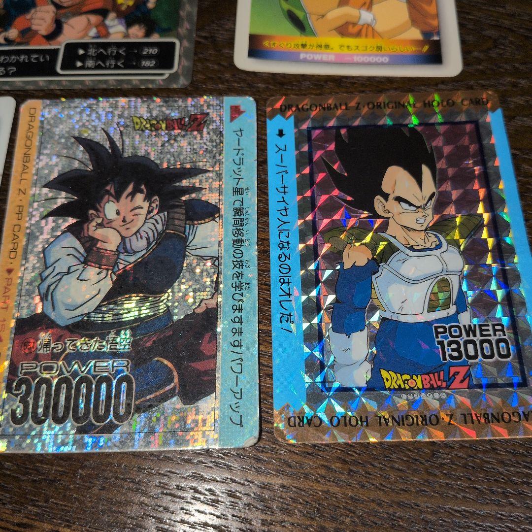 サッカー選手フィギュア3体セット + リアルマドリードキーホルダー