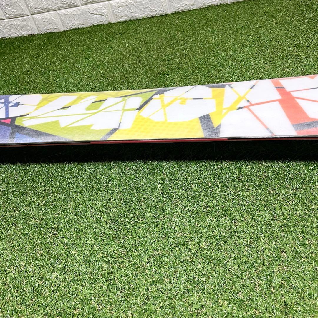 SALOMON 可愛い レディース ジュニア 139cm スノーボード板