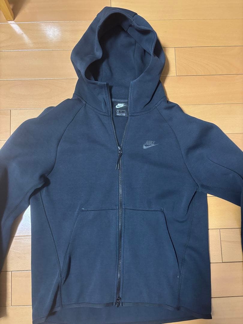 NIKE テックフリース ブラック Lジップアップパーカー　ナイキ　フーディッド