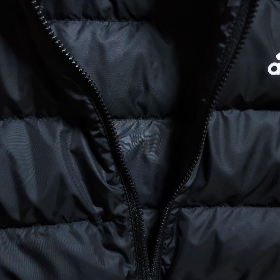 【Mサイズ】Adidas エッセンシャルズスリーストライプス ライトダウンベスト