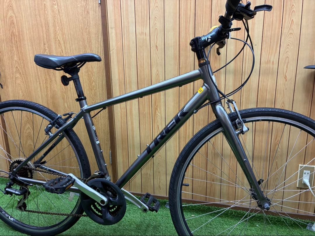 TREK FX 7.0 クロスバイク 21段変速700×35C 45cm 自転車