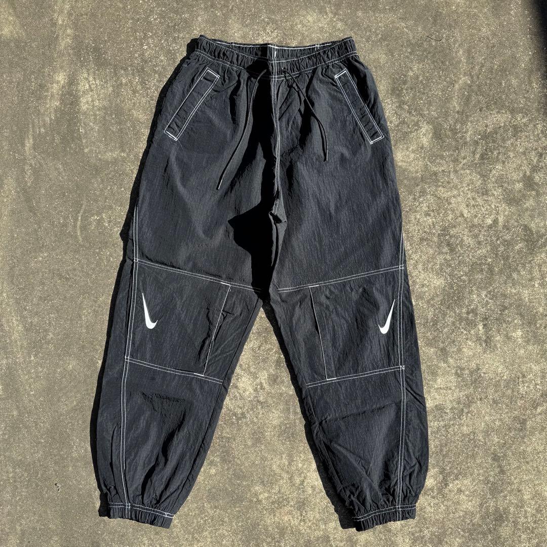 WEEE★　NIKE ナイキ スウッシュ 黒 M ステッチ トラックパンツ