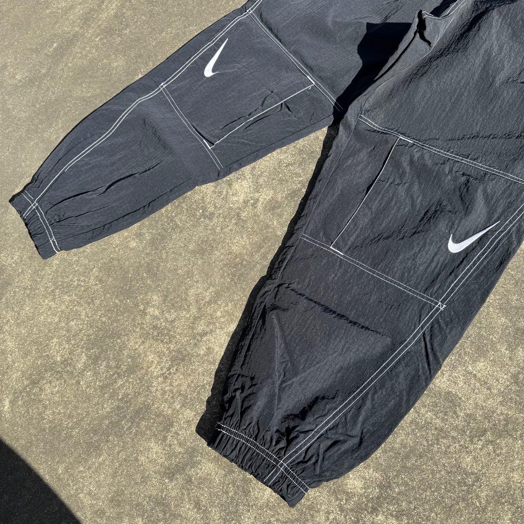 WEEE★　NIKE ナイキ スウッシュ 黒 M ステッチ トラックパンツ