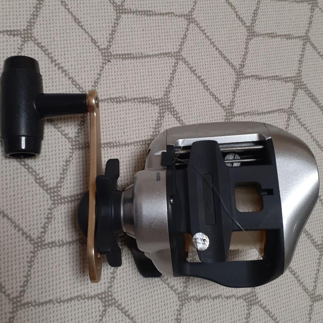 中古、 シマノSLS小船2000