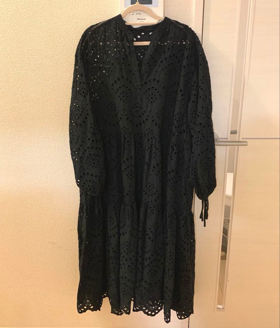 SLOBE IENA コットンエンブロイダリーティアードワンピース