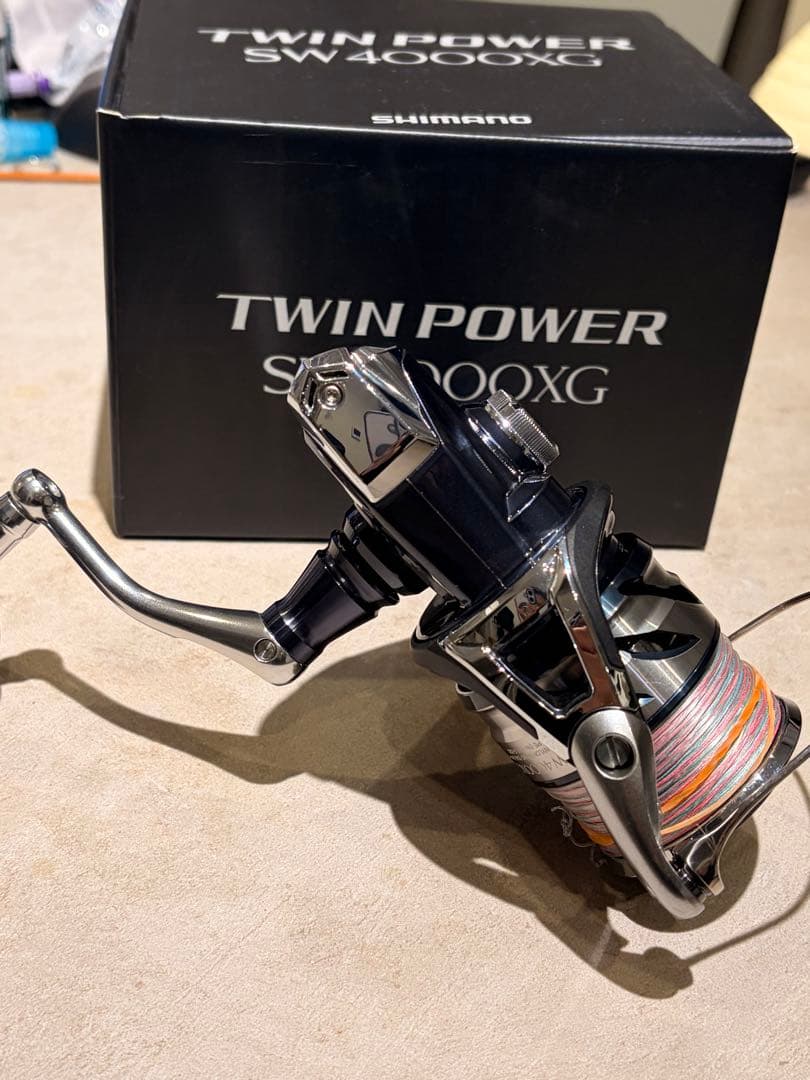 SHIMANO 21TWIN POWER SW4000XG スピニングリール