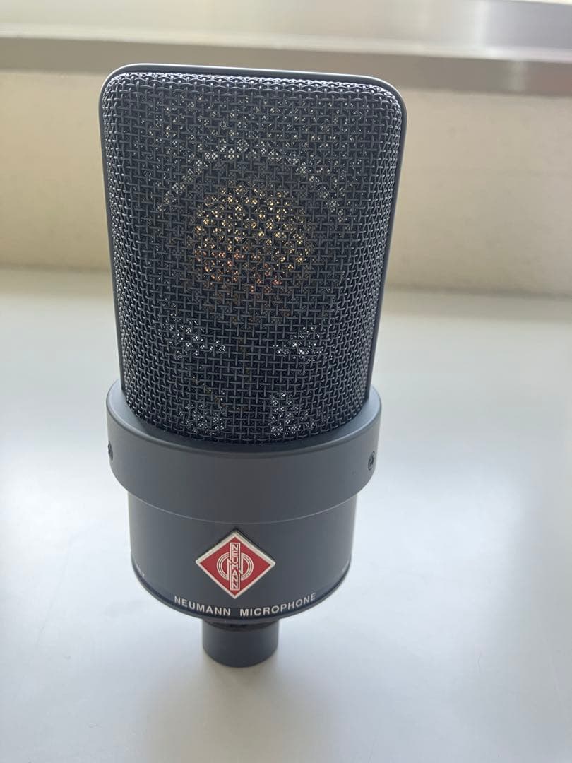 【国内正規品・美品】ノイマン TLM 103 黒 /純正マウント・2本用ケース付