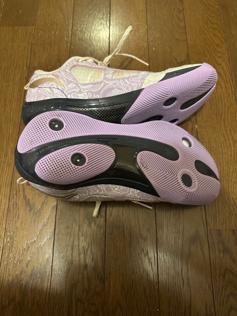 リーニン Wade 808 4 Ultra 「ホワイトパープル」 バッシュ