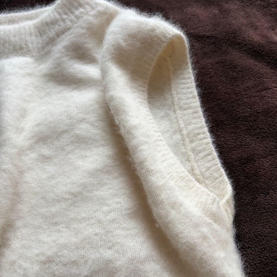 DES PRÉS フォックスカシミヤ ノースリーブニット トゥモローランド