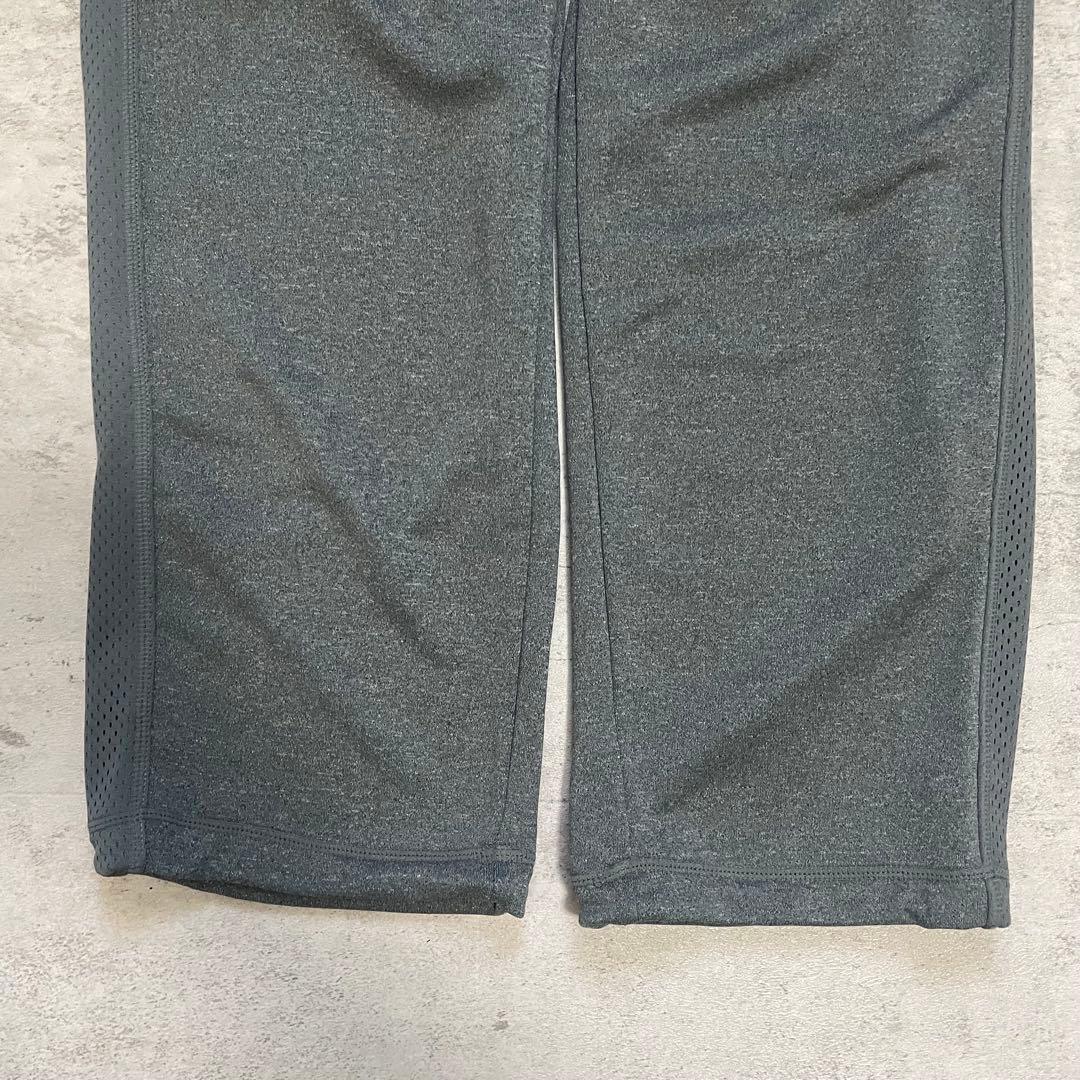 美品 NIKE セットアップ パーカー 金 刺繍 ロゴ グレー S 上下 ウェア