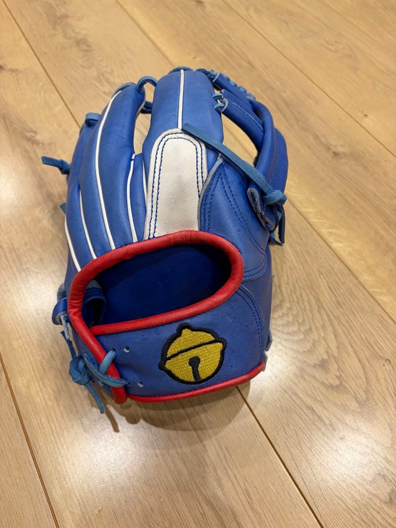 ドラ◯もん風一般内野手オーダーグローブ！即戦力！