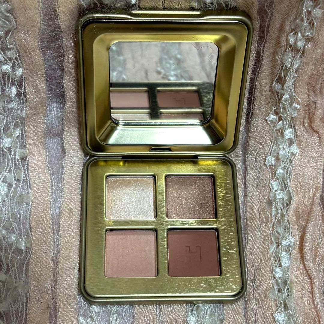 新品未使用 HOURGLASS キュレーターアイシャドウ IDEALIST