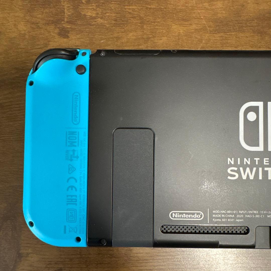 任天堂スイッチ(Nintendo Switch )本体 カセット付き