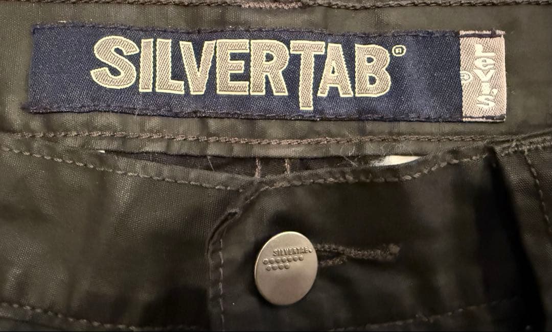 Levi’s SILVERTAB カーゴパンツ