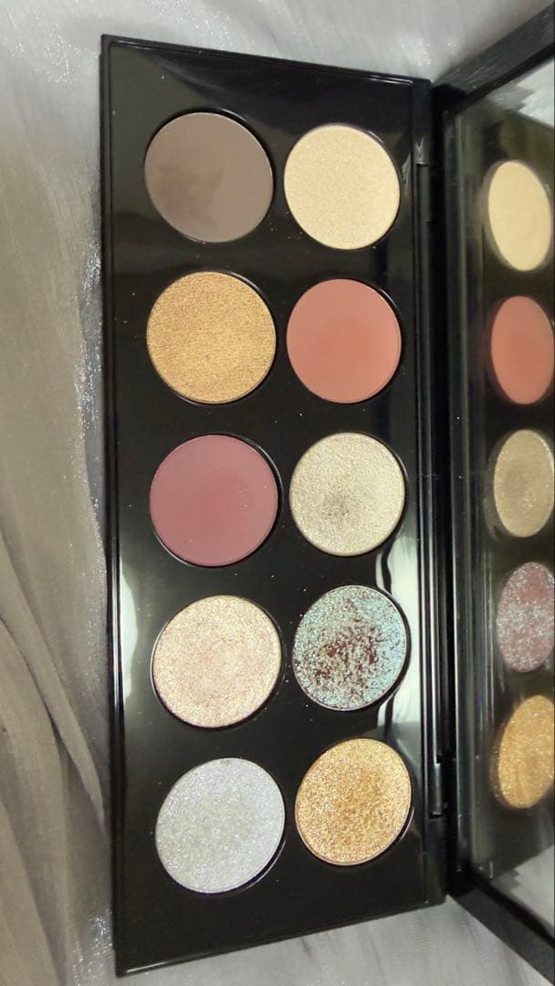 アイシャドウ Pat Mcgrath Labs mothership X