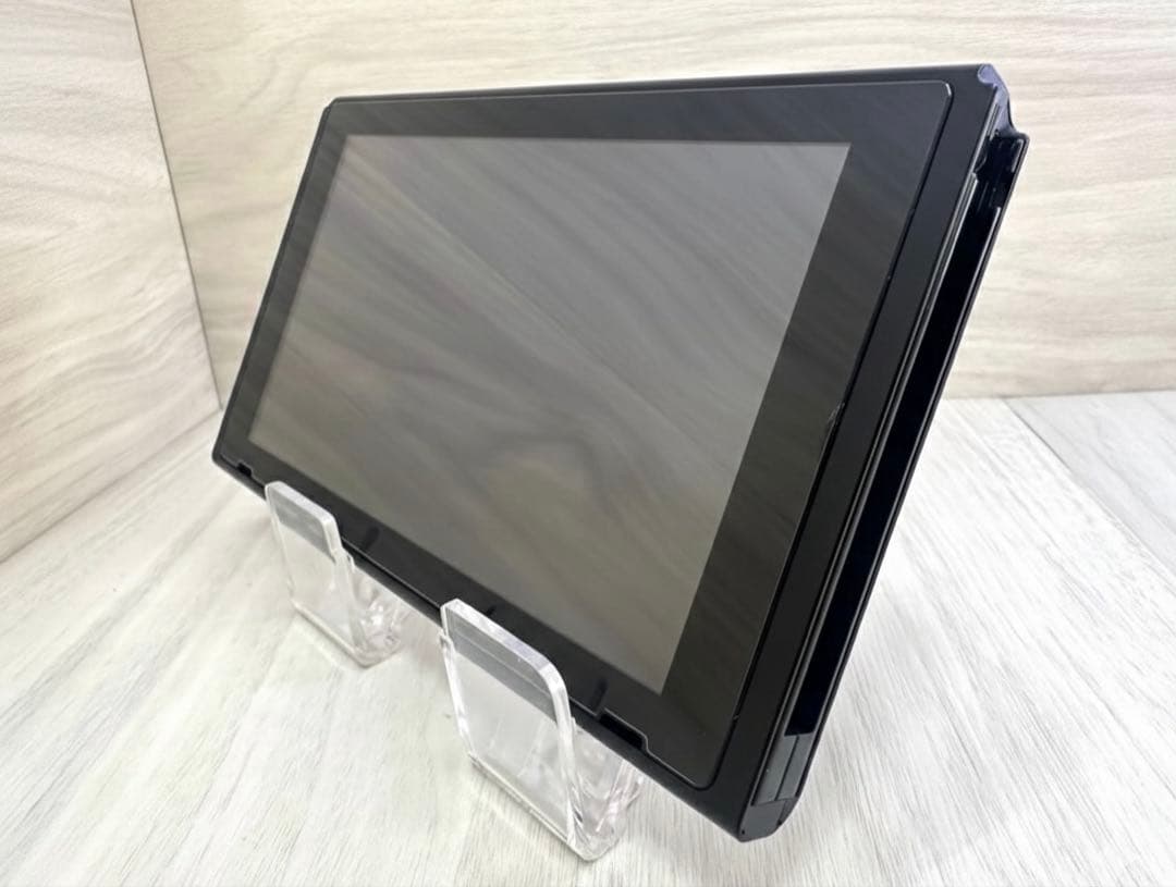 美品！あつまれどうぶつの森限定版液晶新型NintendoSwitch本体一式