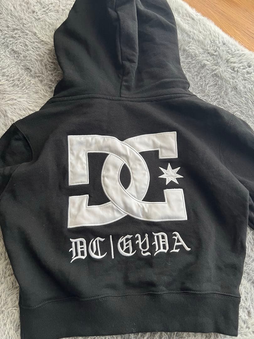 GYDA×DCコラボショート丈パーカー 本日限定価格に値下げ中！