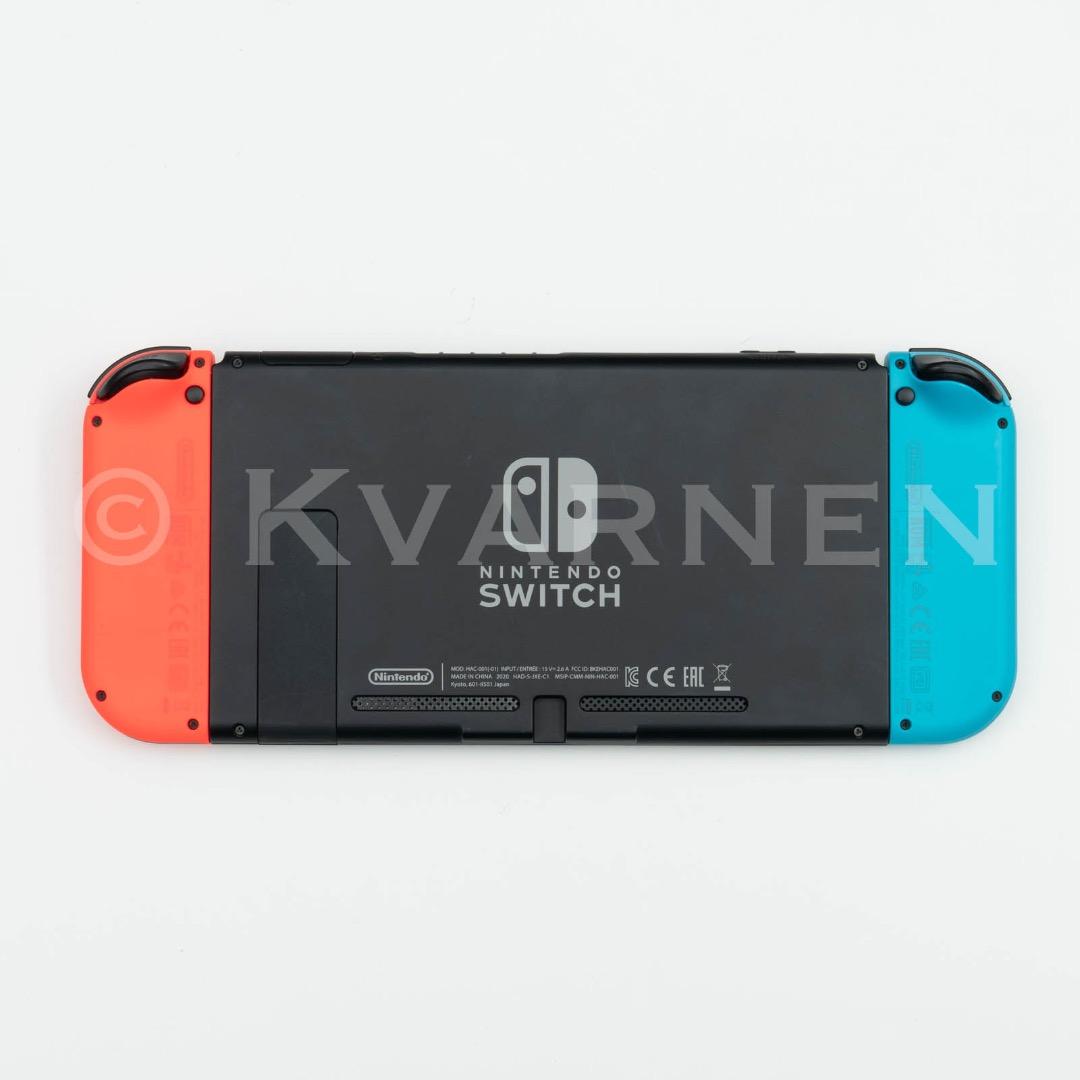 d*7様 Nintendo Switch ネオンブルー・ネオンレッド