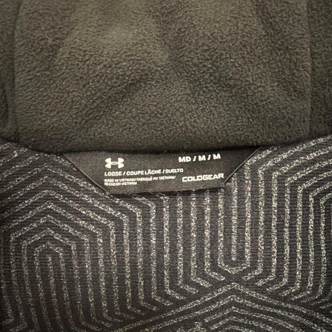 【美品】アンダーアーマー(UNDER ARMOUR) ロングコート　M