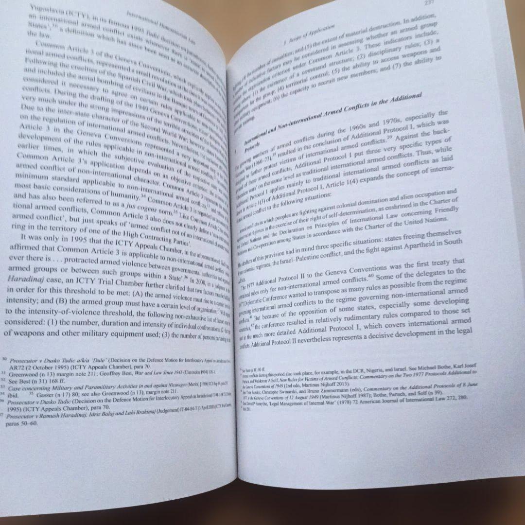 洋書 An Introduction to Public International