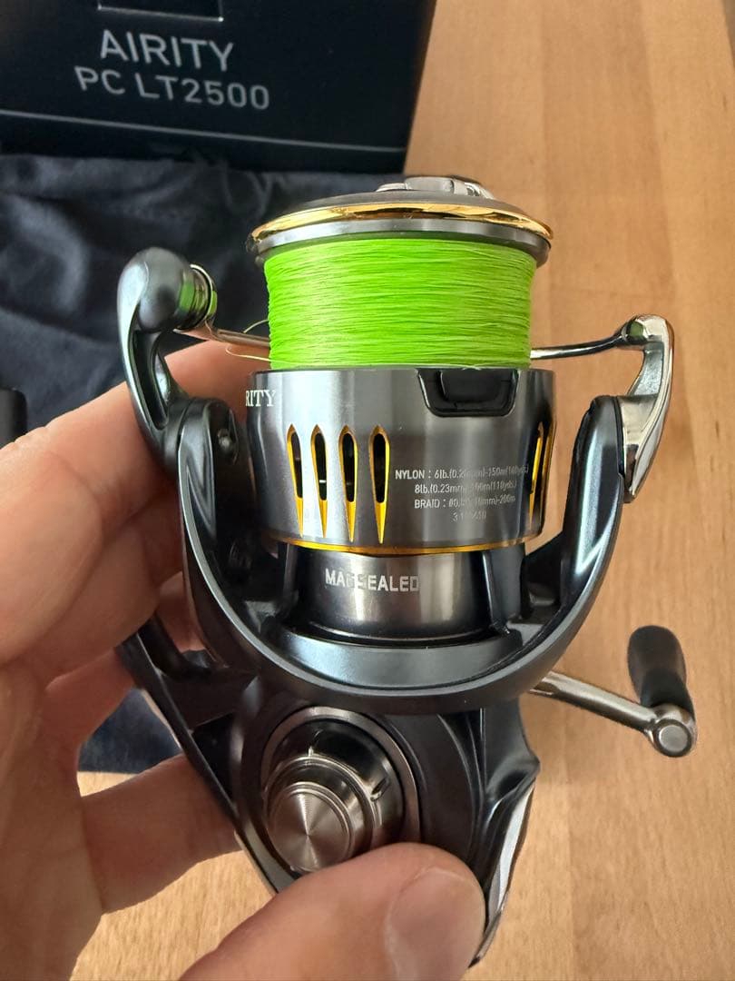 Daiwa AIRITY PC LT2500 スピニングリール
